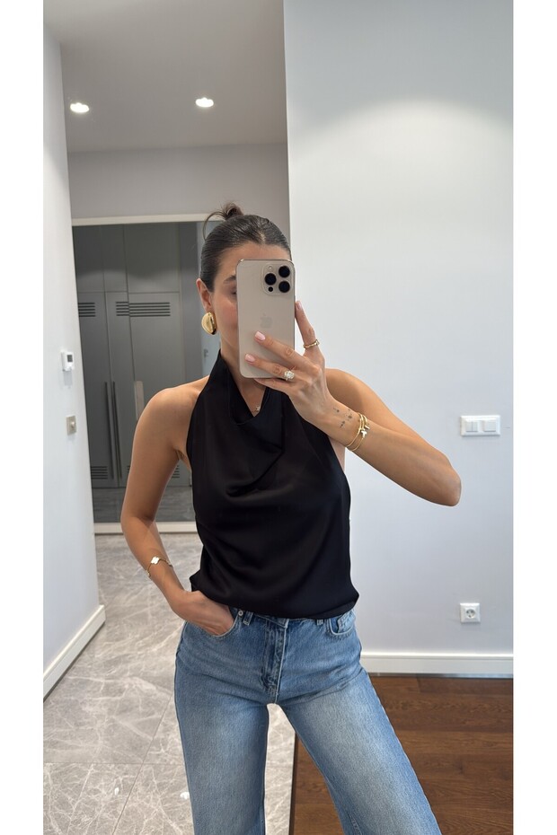 DEGAJE COLLAR BLUZ