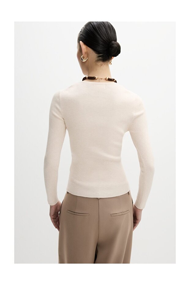 Kobieta Sweter z okrągłym dekoltem i prążkowanym wykończeniem - 4