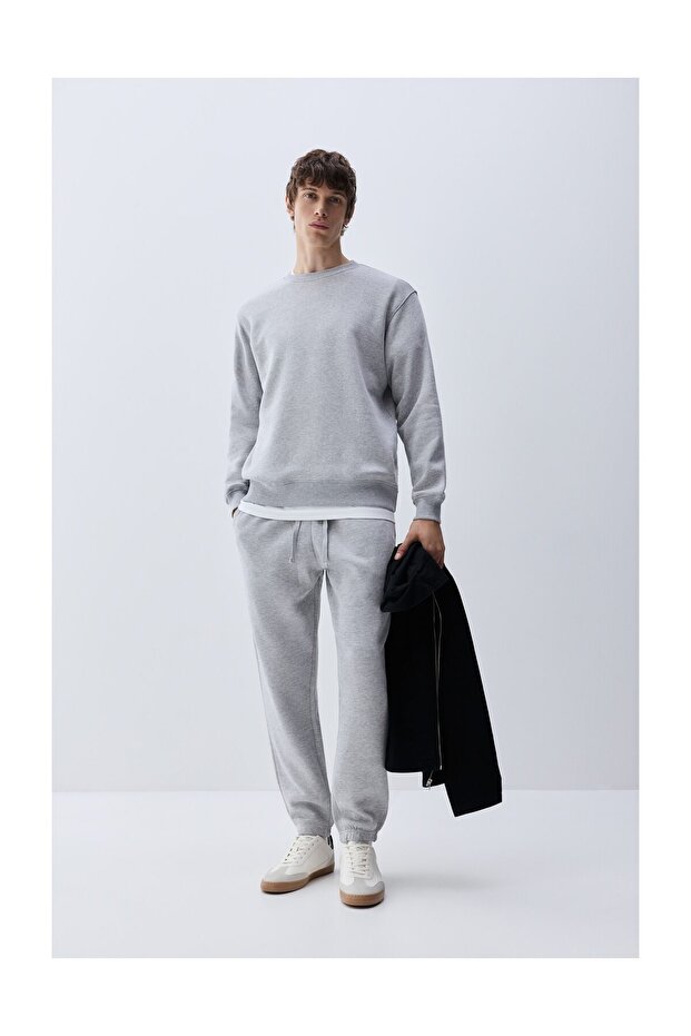 Man Basic Sweatshirt - 2