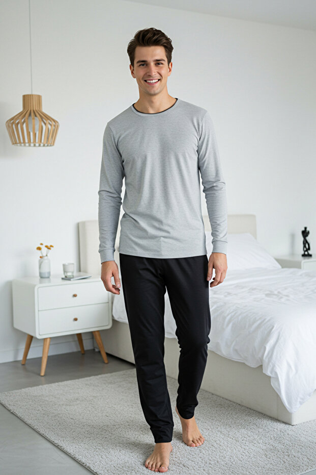 Gri Regular Kesim Yaka Detaylı Cepli Örme Pijama Takımı TMNAW26PT00011 - 2