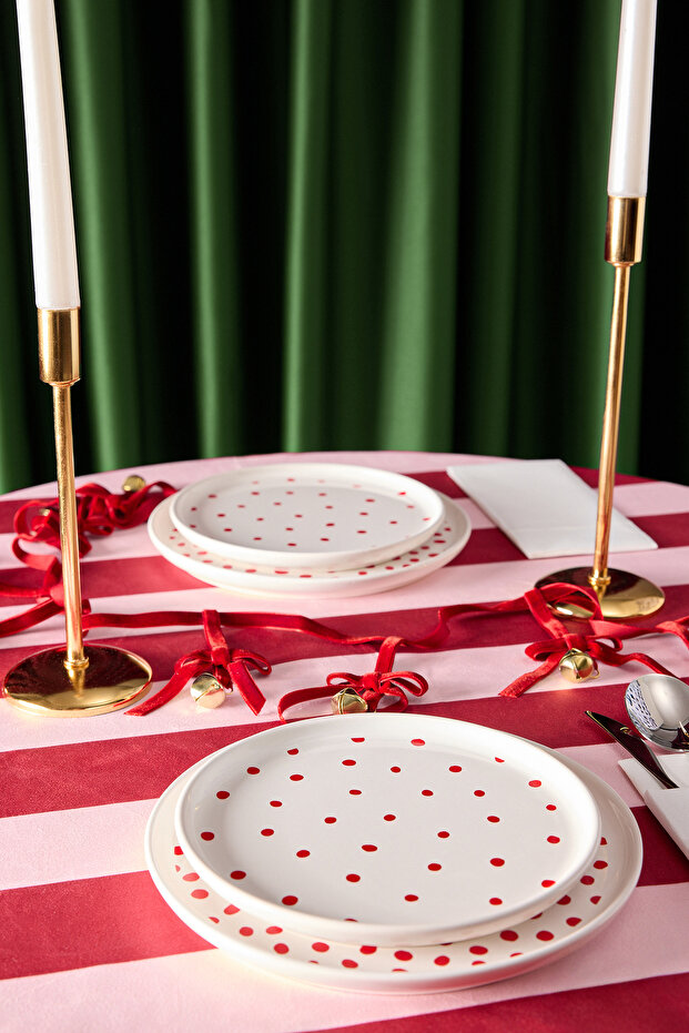 2-Piece Polka Dot Cake Plate Set 20 cm & 2-Piece Serving Plate Set 26 cm Tphaw26Tbk00008