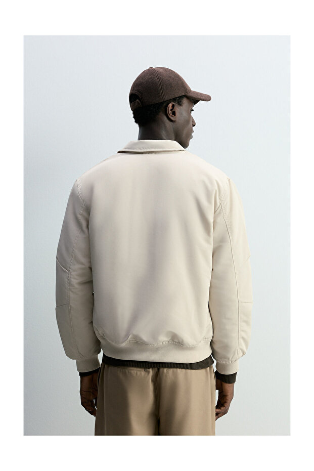 Męska kurtka z podszewką i kołnierzem koszulowym - 4