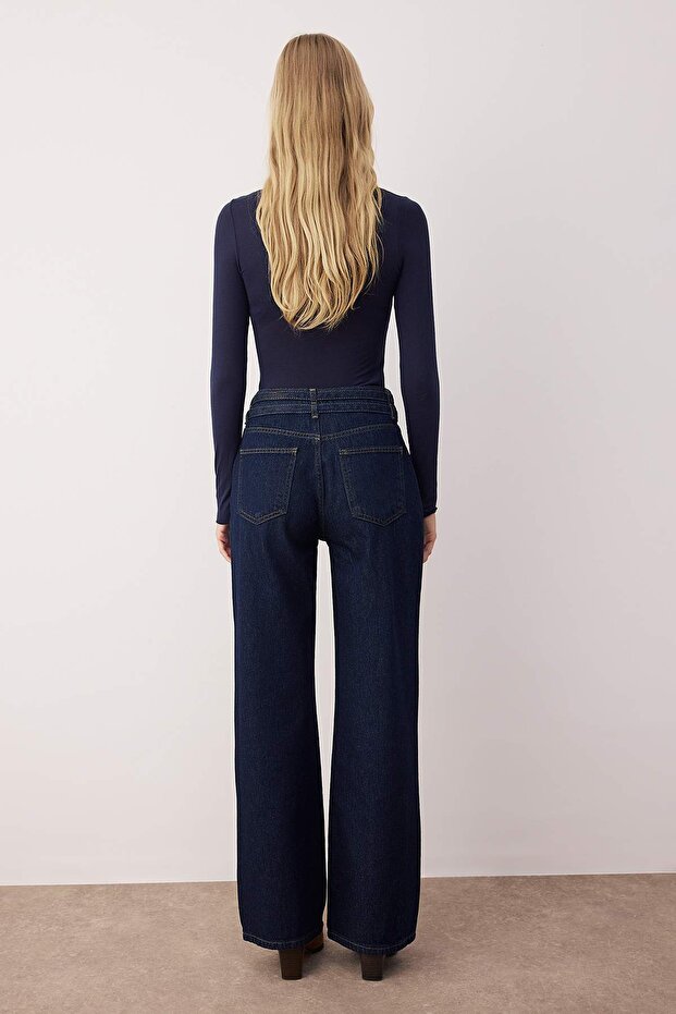 Koyu Mavi Yüksek Bel Kemer Detaylı Wide Leg Geniş Paça %100 Pamuk Non-Stretch Jeans TWOAW26JE00164 - 4