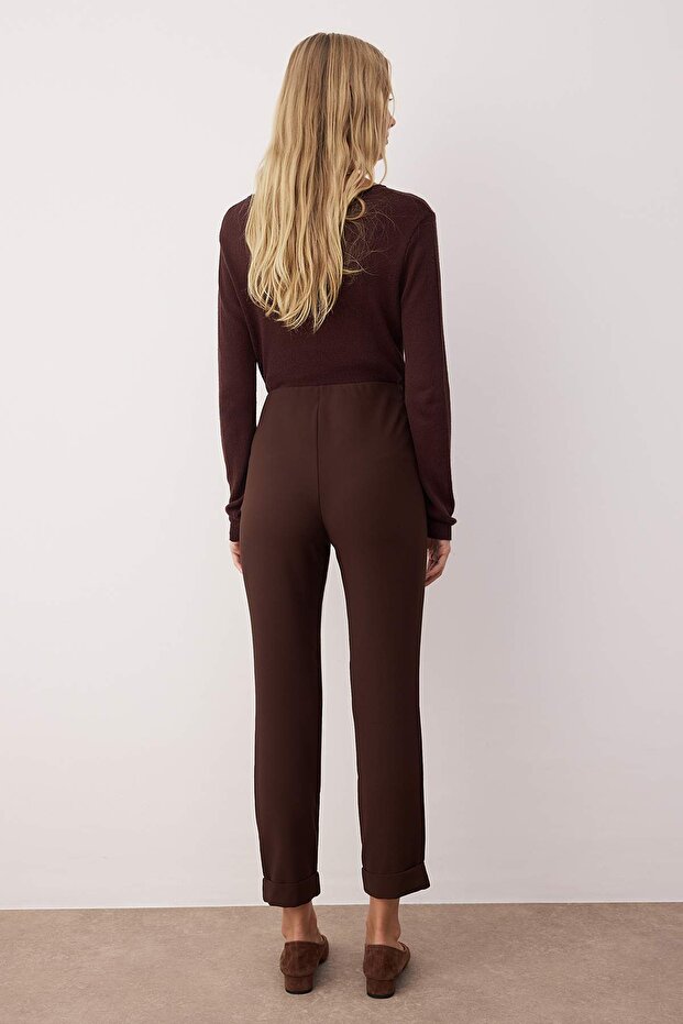 Koyu Kahverengi Havuç Basic Tayt Pantolon TWOAW26PL00046 - 4