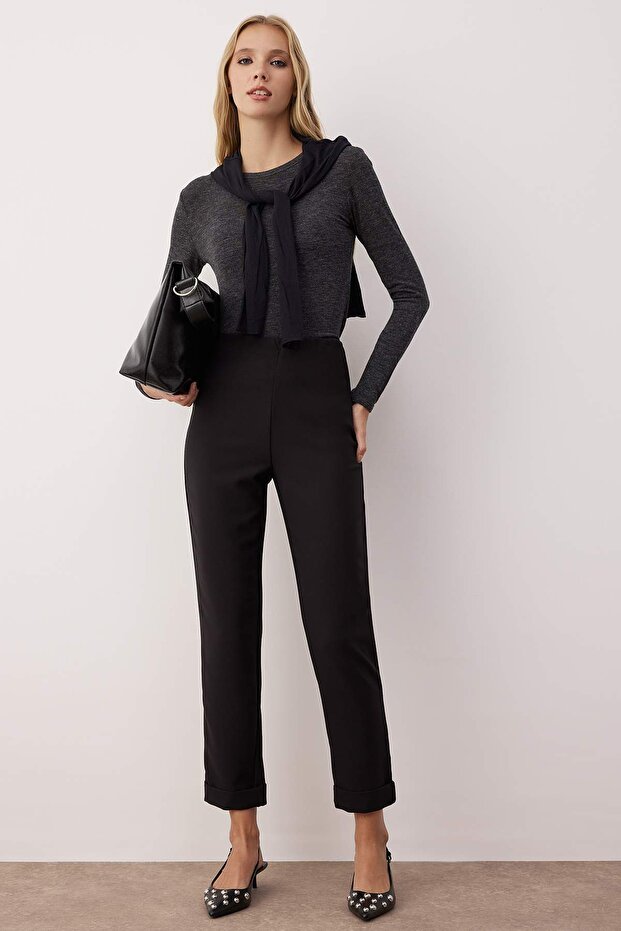 Siyah Havuç Basic Tayt Pantolon TWOAW26PL00046 - 1