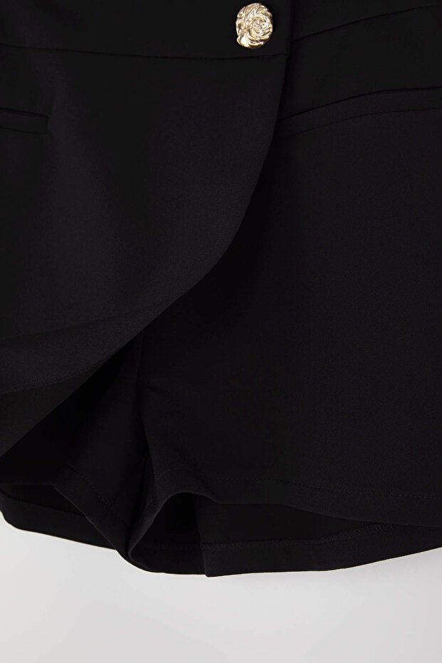 Siyah Düğme Detaylı Mini Şort Etek Şort & Bermuda TWOAW26SR00027 - 10