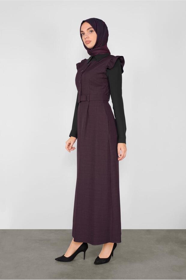 41199 Model Gilet with Ruffle Detail and Buttons - 2