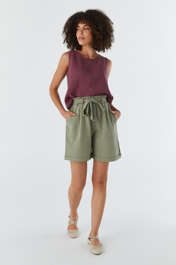 Elastic Waist Belted Linen Shorts Khaki