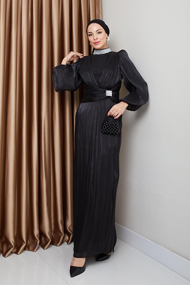 Yoryo Silk Hijab Evening Dress with Bow and Stone Decoration on the Collar Black 1236