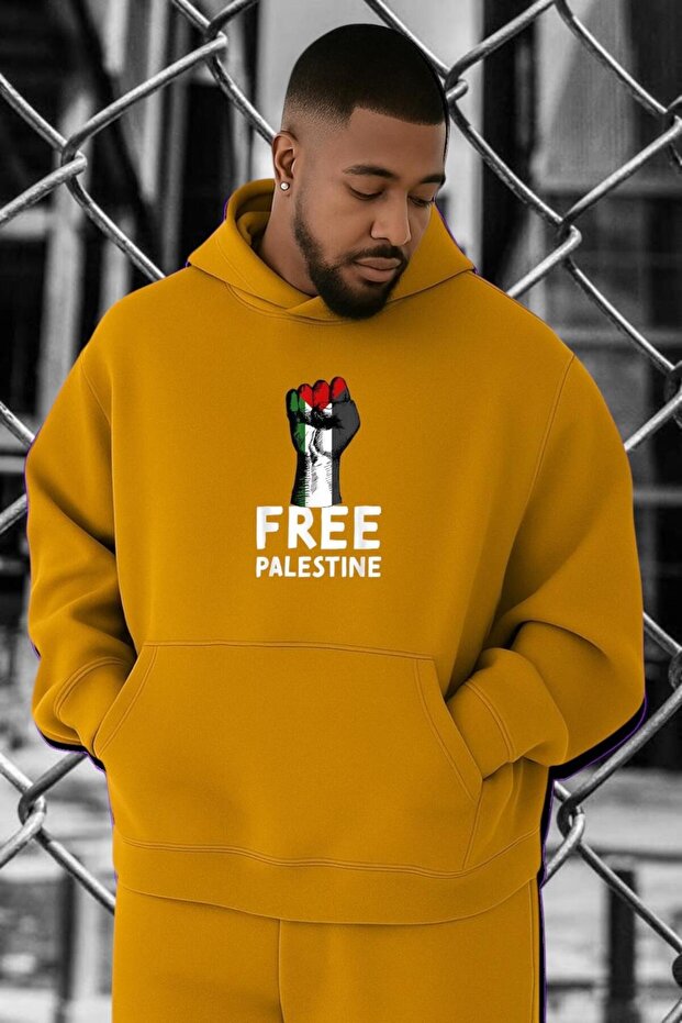 سويت شيرت كبير الحجم مطبوع عليه "فلسطين الحرة" مجانًا