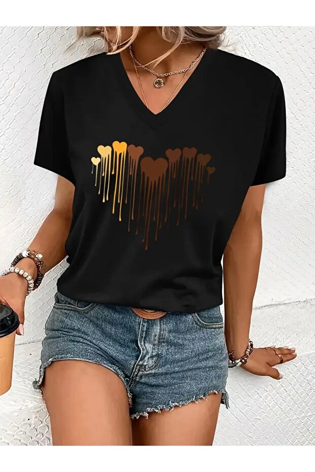MELTING HEARTS PRINTED WOMEN'S OVERSIZE V-NECK T-SHIRT