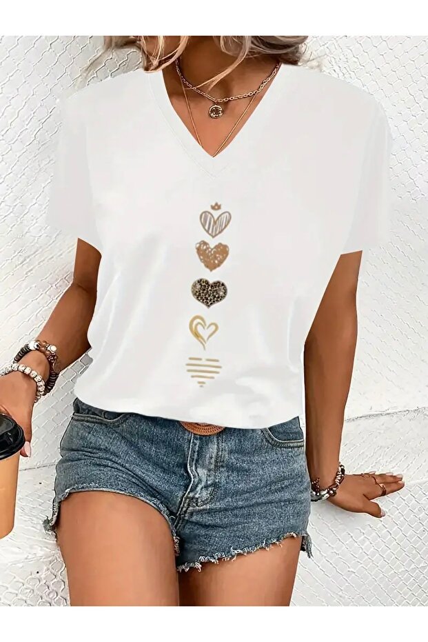 Heart Printed Women's Oversize V-Neck T-Shirt