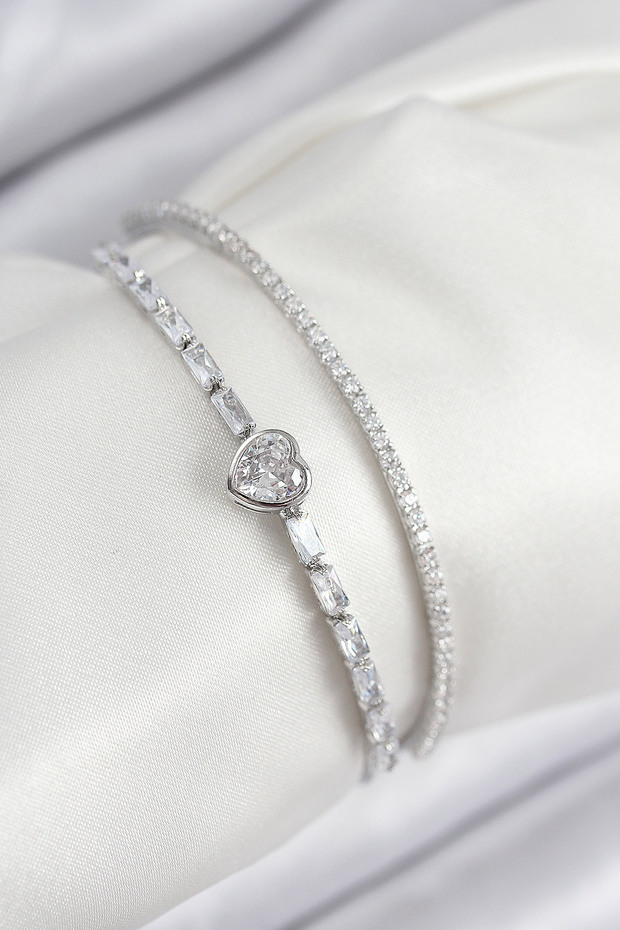 Brass Zircon Stone Heart Model Silver Color Women's Bracelet