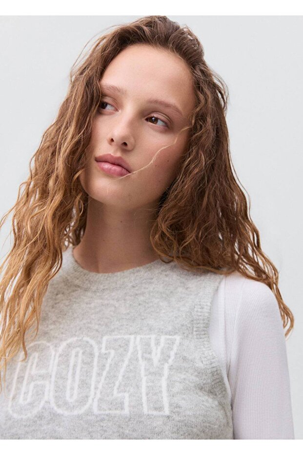 İşlemeli triko yelek - 7