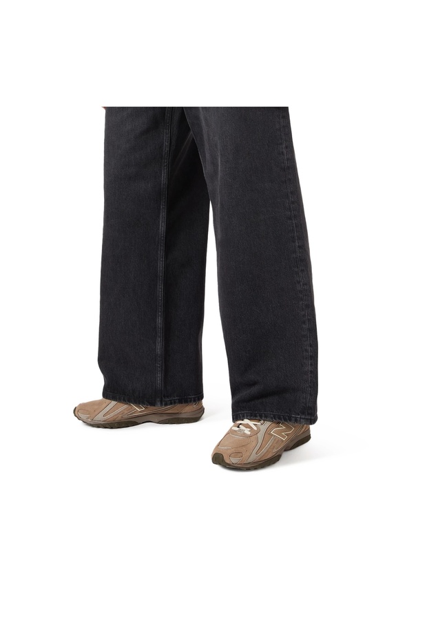 204L Sneakers – Retro Running Style Reimagined - 8