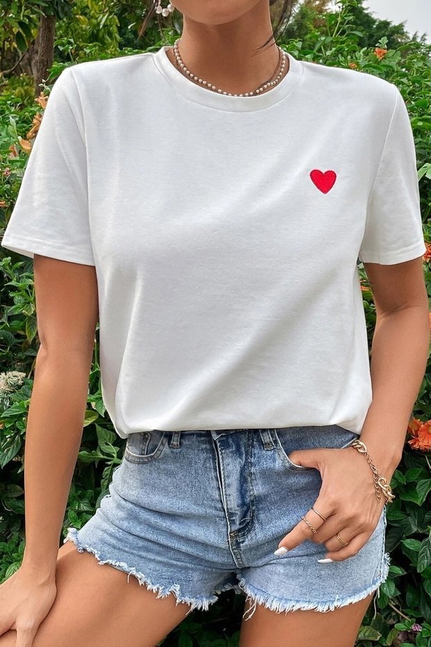 Women's White Small Heart Printed Oversize