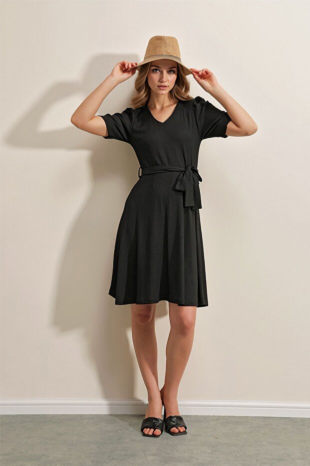Bdart Belted Button Detail V-Neck Midi Knit Dress
