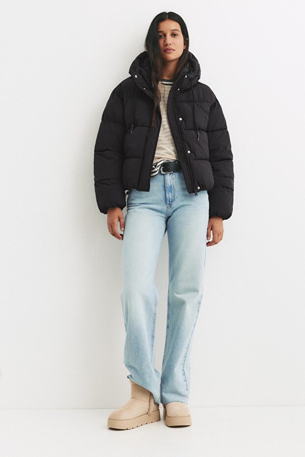 Kısa kapüşonlu şişme ceket - 2