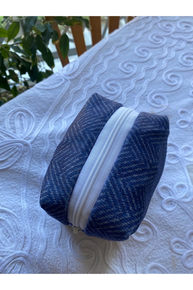 Makyaj çantası - 2