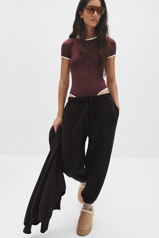 Paçalı eşofman altı - 1