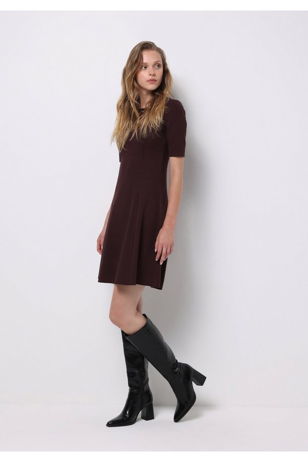 Slim Fit Straight Women's Burgundy Short Sleeve Dress