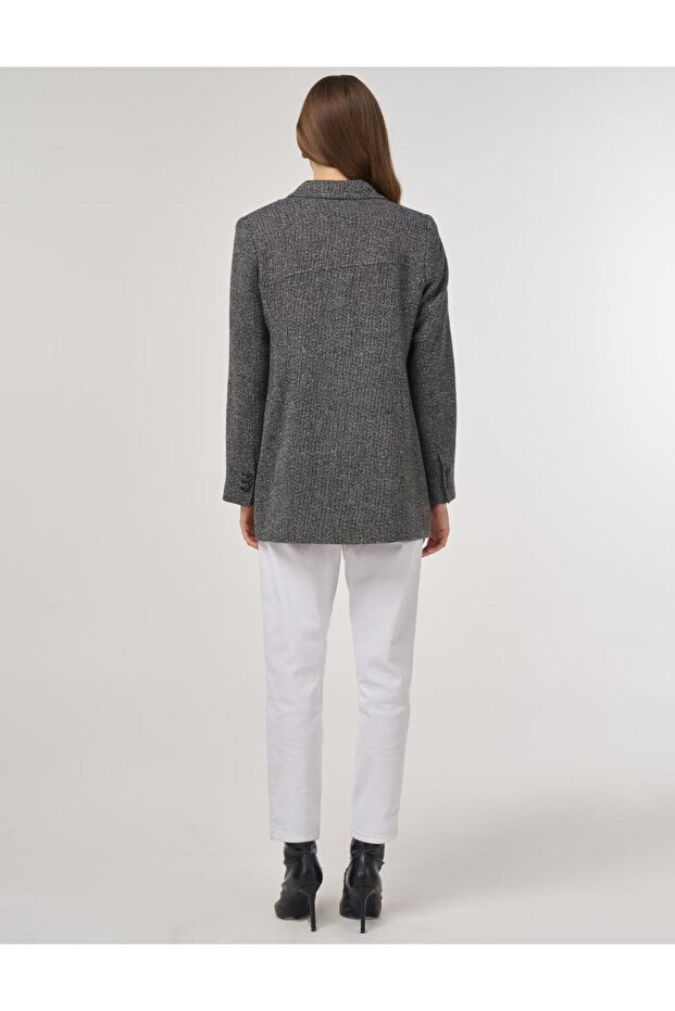 سترة بليزر بزر واحد باللون الأسود - 5