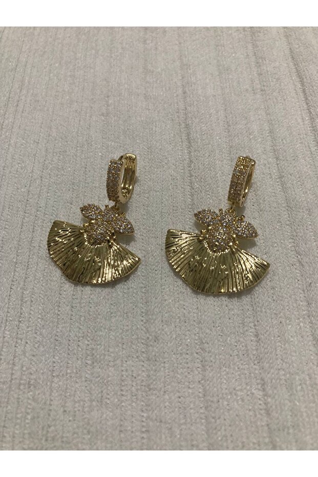 Gold güve küpe