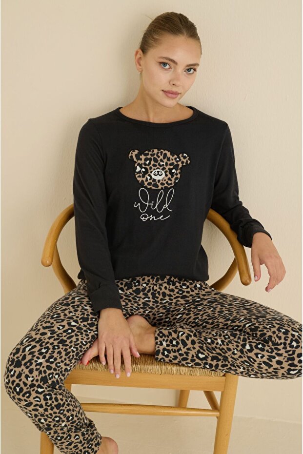 Women's Thermal Pajama Set – Leopard Print, Soft and Warm for Winter