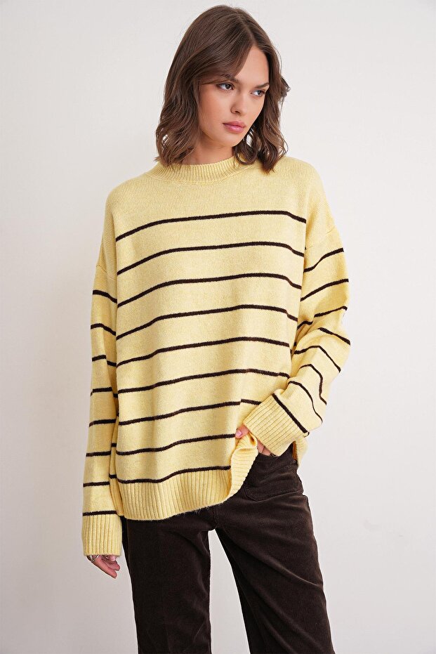 6944 Women's Loose Soft Textured Striped Knitwear Sweater Yellow