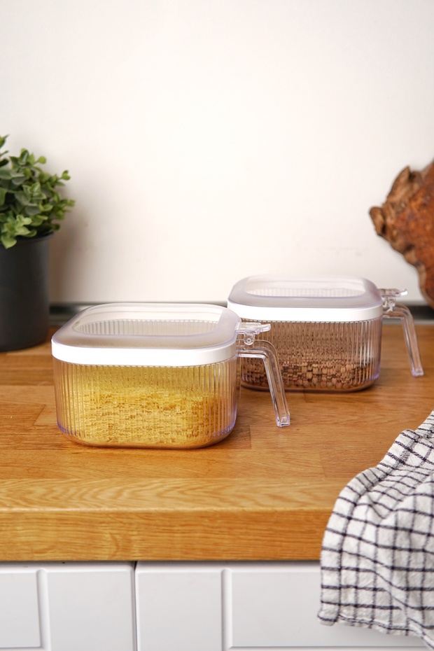 Set of 4 Multi-Purpose Food and Grain Storage Containers (2 X 2.5 Lt, 2 X 1.1 Lt) - 8