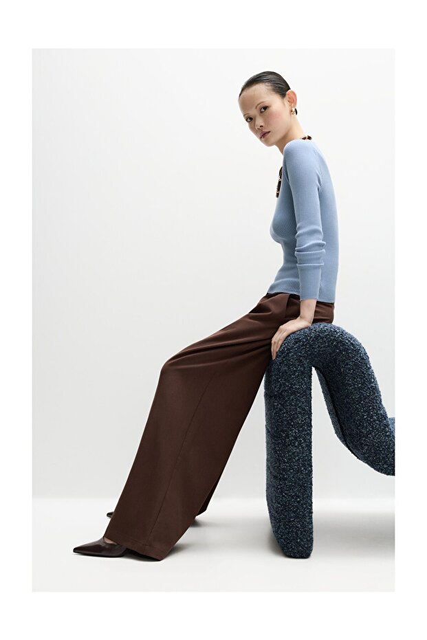 Kobieta Sweter z okrągłym dekoltem i prążkowanym wykończeniem - 5