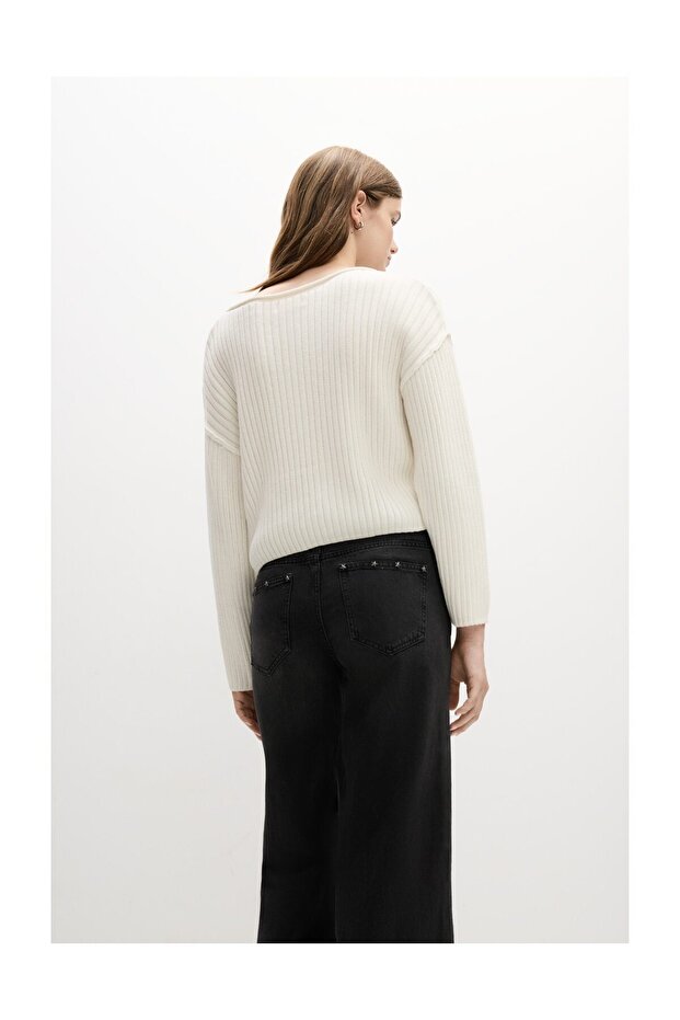 Ribbed Knit Sweater - 4