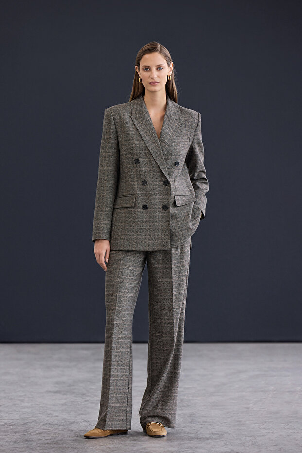 Trendyol Studio Çok Renkli Ekoseli/Kareli Rahat Kalıp Dokuma Blazer Ceket TWOAW26BC00064 - 3
