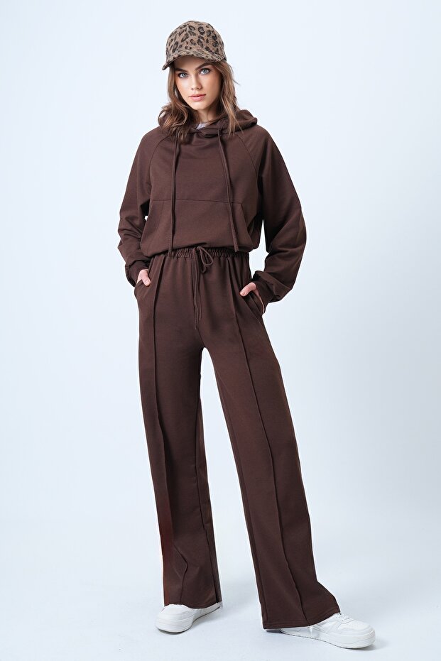 Brown Kangaroo Pocket Crop Sweatshirt and Comfortable Cut Trousers Set Alc-X14609