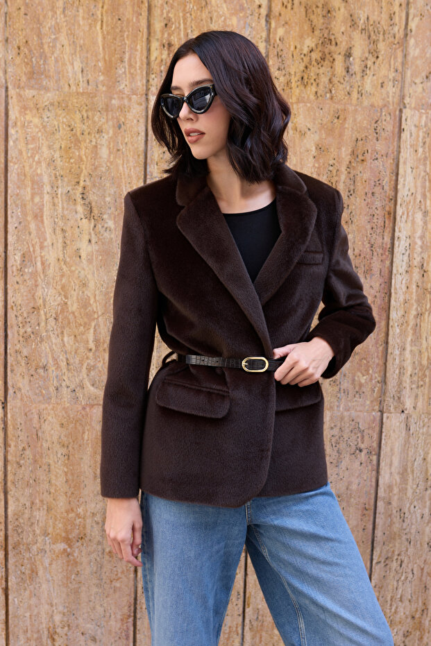 Kahverengi Kemerli Tüylü Kaşe Regular/Normal Kalıp Blazer Blazer Ceket TWOAW26BC00041 - 11