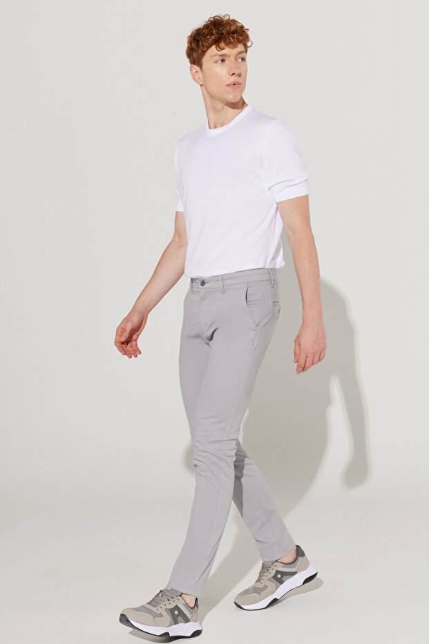 Męskie szare, slim fit, bawełniane, elastyczne, wygodne spodnie chino - 4