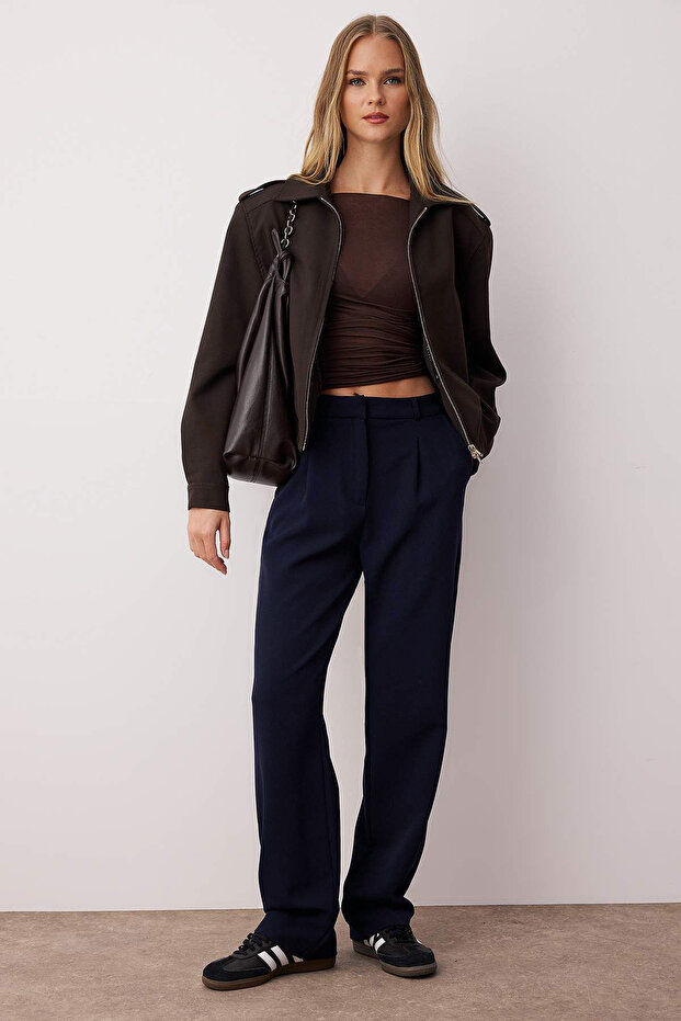 Granatowe szerokie spodnie plisowane - Twoss21Pl0155 - 1