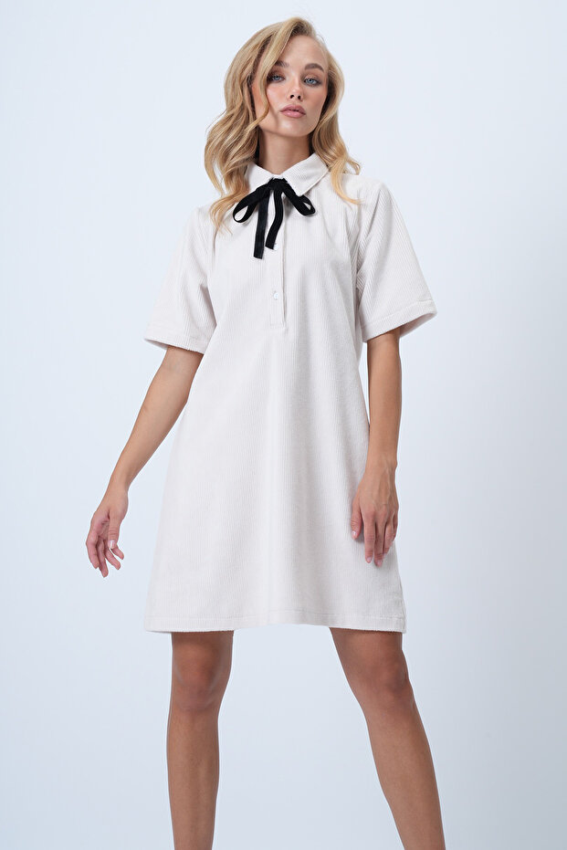 Ekru Polo Yaka Yarım Pat Düğmeli Dokulu Kadife Mini Elbise ALC-X14536 - 5