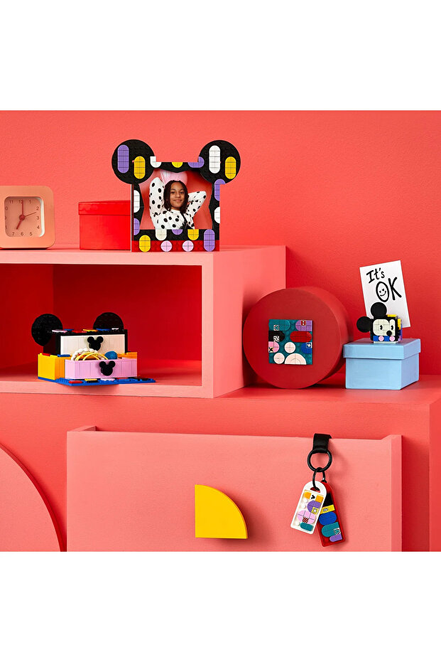 Dots 41964 Mickey Mouse and Minnie Mouse Back-to-School Project Box - 7