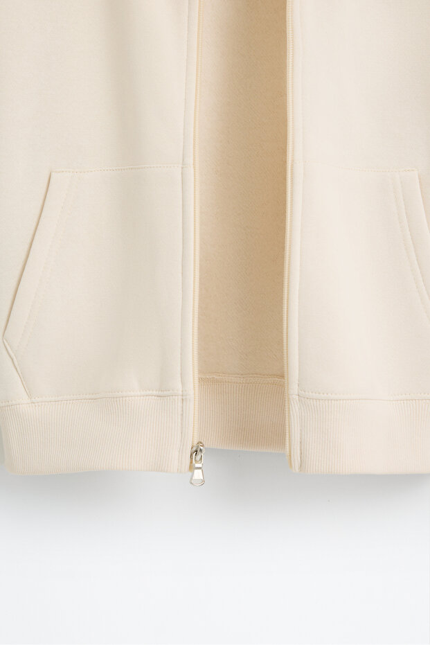 Dziecięca pluszowa kurtka z kapturem - 2