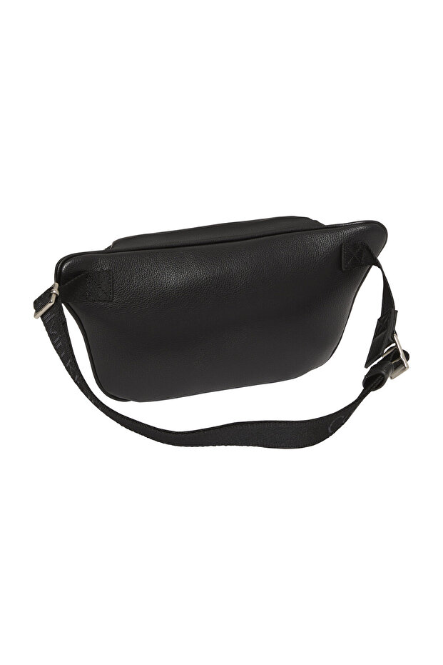 CARGO DERÉKTÁSKA - 1