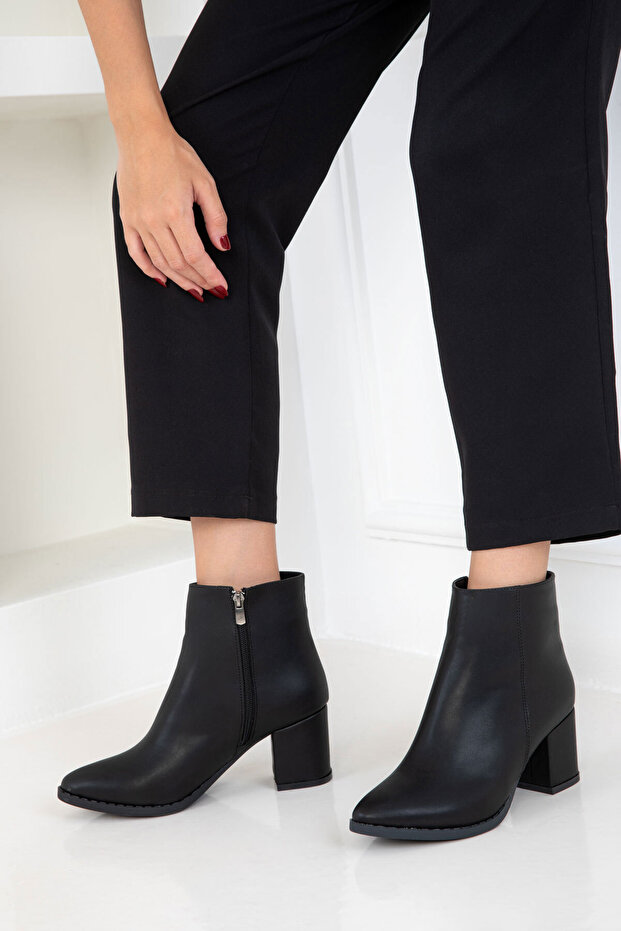 Damskie czarne botki i botki 16560 - 5