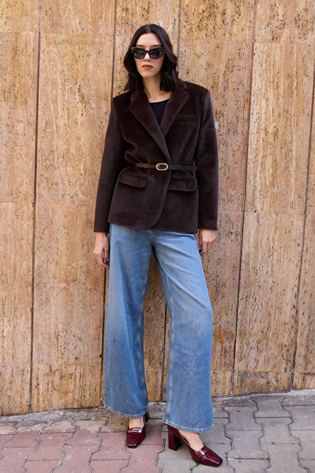 Kahverengi Kemerli Tüylü Kaşe Regular/Normal Kalıp Blazer Blazer Ceket TWOAW26BC00041 - 10