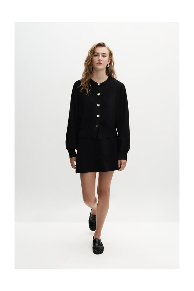 Kobieta Dzianinowa kurtka z guzikami - 8