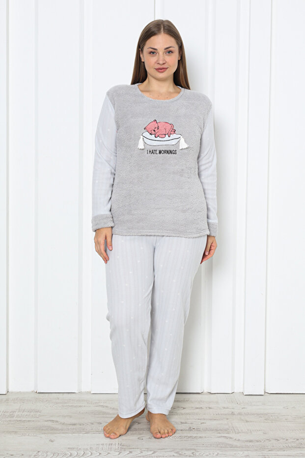 Gri Kedi Baskılı Polar Büyük Beden Pijama Takımı TBBAW26AI00041