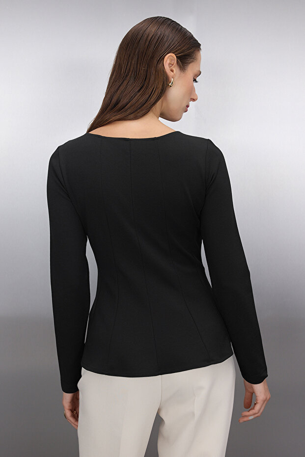 Siyah Kayık Yaka Peplum/Belden Oturmalı Regular Boy Örme Bluz TWOAW26BZ00166 - 4