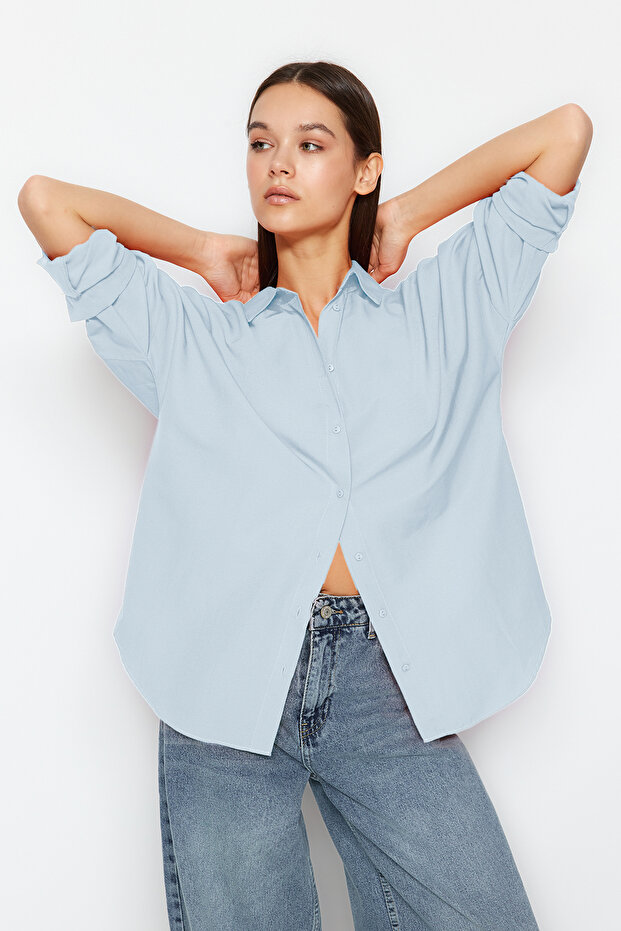 Jasnoniebieska bawełniana koszula oversize - szeroka, tkana TWOSS22GO0669 - 3