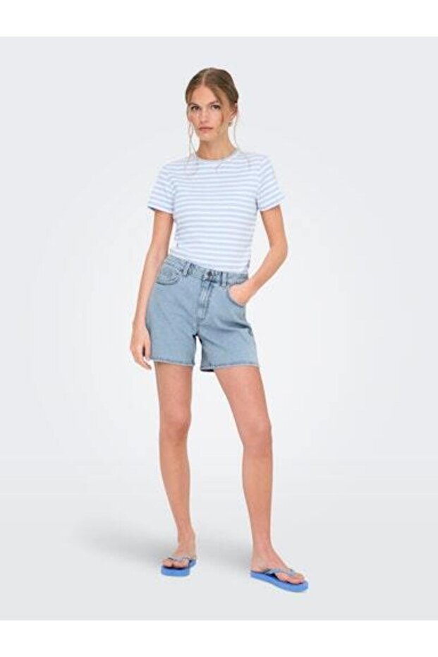 Female Woven Shorts