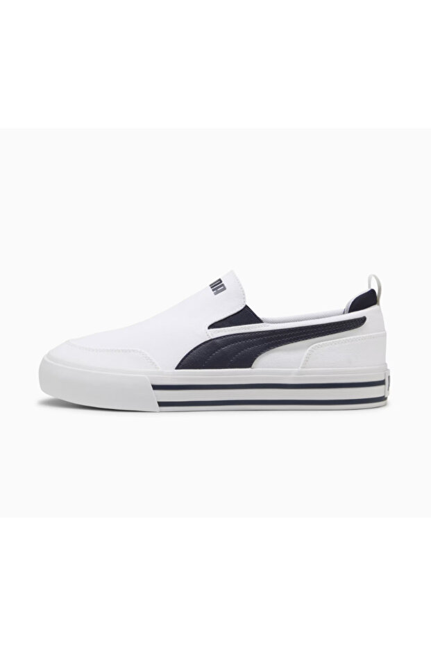 حذاء Court Classic Vulc SlipOn من PUMA، باللون الأبيض الجديد