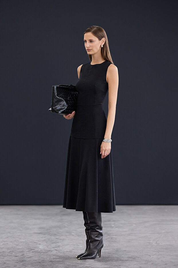 Trendyol Studio Siyah Midi Esnek Dokuma Elbise TWOAW26EL00307 - 6